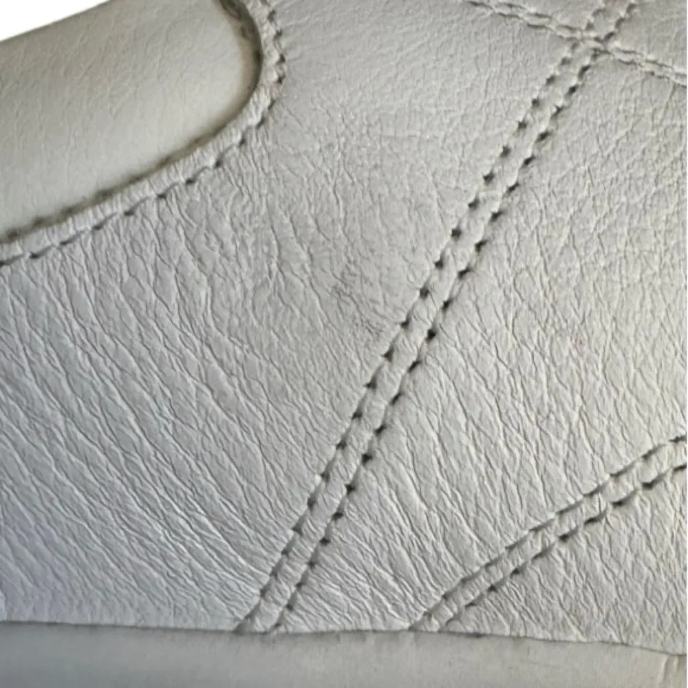 EUC worn once Skechers White Leather sneakers Street Cleats Sold Out Sz 9.5US - Picture 6 of 7